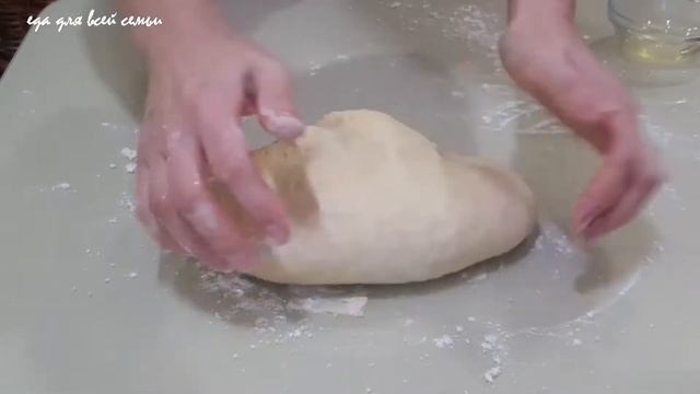 Сдобные булочки со штрейзелем или по простому булочки с посыпкой. Короткий видео рецепт