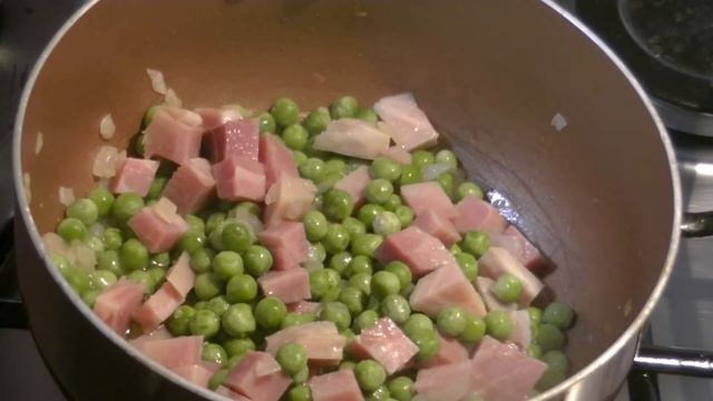 Risotto piselli e prosciutto cotto смотреть онлайн