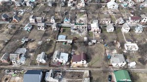 Чернигов  разрушения на северной окраине города частный сектор. СТ Буревестник.