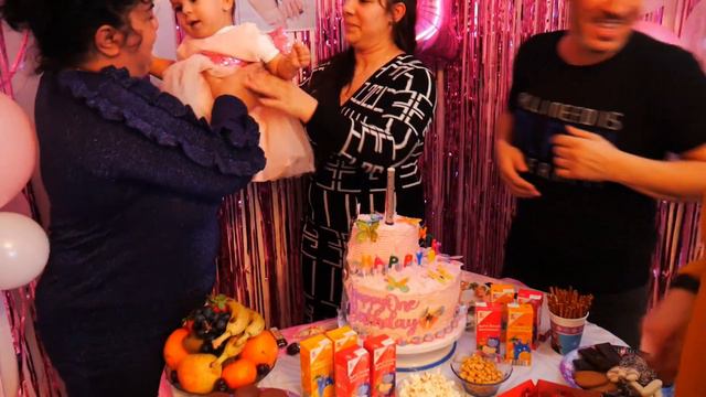 Първи рожден ден на Селин смотреть онлайн