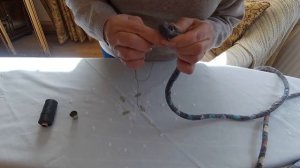Корзинка для домашнего любимца сшитая из шнура