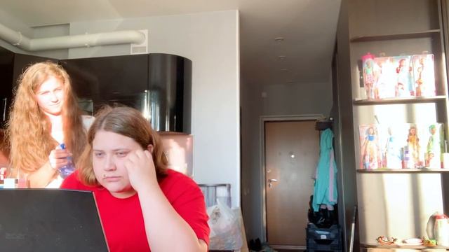 Я игнорировала свою младшую сестру 24 часа смотреть онлайн