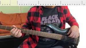 Motionless in White - A-M-E-R-I-C-A (ft. Michael Vampire) (Bass Cover with Tabs)