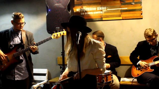 The Moms в пабе Декабрист, 30.09.16.