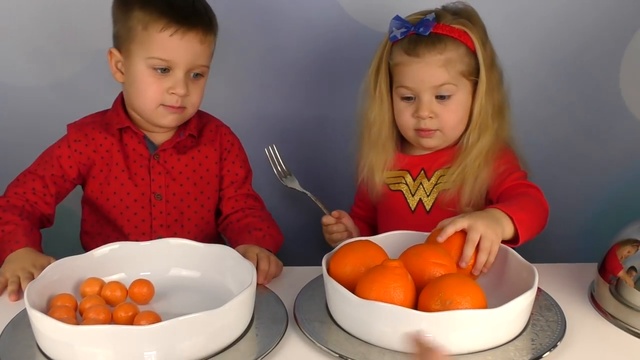 Обычная Еда против Мармелада Челлендж! КТО ПЛАЧЕТ! Real Food vs Gummy Food - Can смотреть онлайн