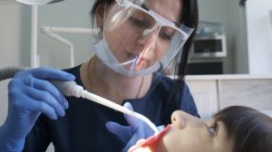 Фиксация керамической брекет-системы. Кого из ортодонтов выберете Вы?