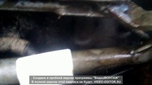 Шевроле Кобальт. Снимаем жабо для смазки трапеции стеклоочистителя.