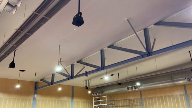 Large screen video wall (LED Pixel) - commissioning demonstration (short) смотреть онлайн