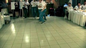 Поздравления от друзей на свадьбе !!! Жених в конце не выдерживает и сам кидается в пляс!!!