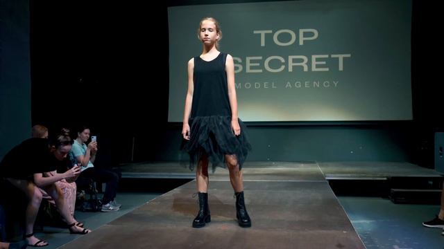 Показ коллекции Barvinskaya | Fashion day в ДК «Трехгорка»