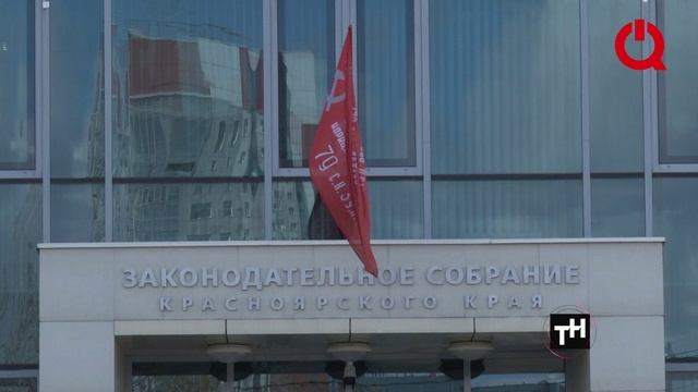 Сменит ли в Совете Федерации  Александр Усс  Валерия Семенова?