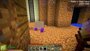 Rescuing PURPLE ROBLOX RAINBOW FRIEND in Minecraft!