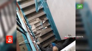 Ремонтировали лифт — сломали лестницу  В Челябинской области мотор лифта пробил пролёты трёх этажей