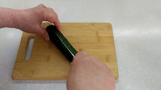 Быстрый салат из молодой капусты на завтрак за 5 минут. смотреть онлайн