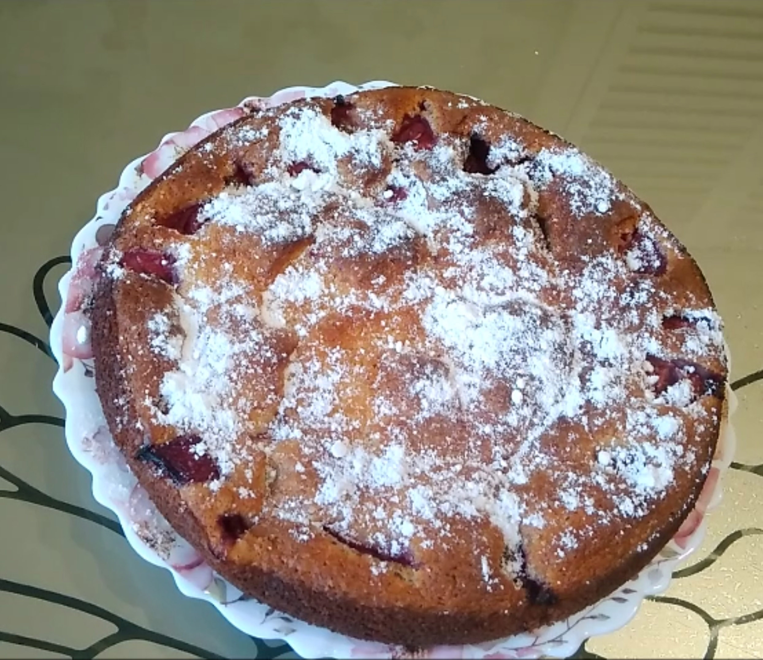 Пирог с клубникой смотреть онлайн