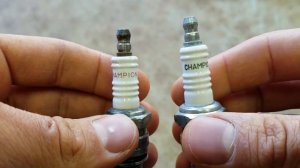 What Happened To This Spark Plug??? - Outboard Plug Tips!