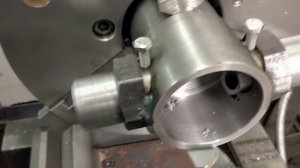 Нехитрая приспособа на токарный станок точить радиус