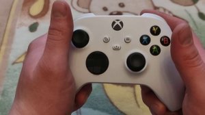 Купил новый геймпад Xbox Series X/S. Robot white.