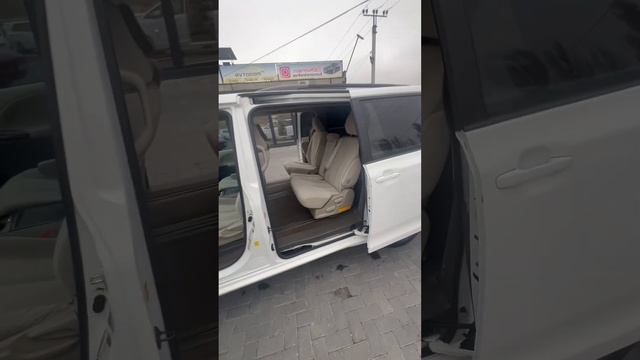 Toyota sienna смотреть онлайн