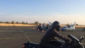 Иж vs zzr 400