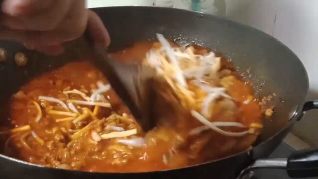 13-MINUTE PENNE BOLOGNESE | Rian's Kitchen atbp. смотреть онлайн