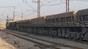 ПЭ2У-168 И ТЭМ18ДМ-3185 В ПЕРЕГОНЕ СТ.ИЗВЕСТКОВАЯ И СТ.ПЕРЕДГОРНАЯ // АО АГМК //