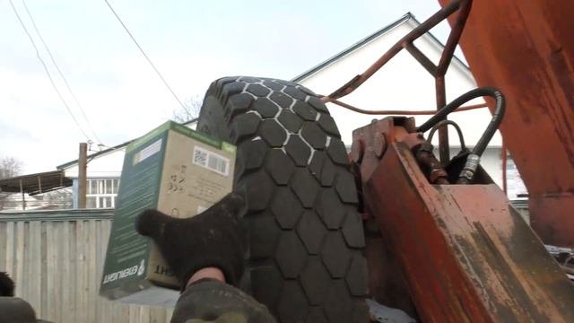 У Лебедині по вулиці Козіївка встановлюють вуличне освітлення