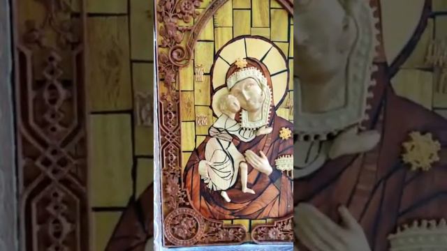 Федоровская Икона Божией Матери. ручная работа,разные породы дерева. смотреть онлайн