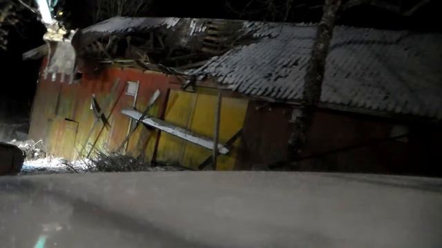 Låveriving - Barn/shed demolishing смотреть онлайн