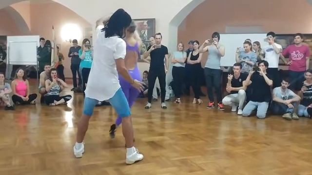 Леандро Wakko & Мария Де Оливейра смотреть онлайн