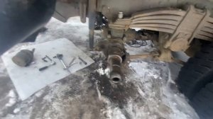 Ремонт тормозов на Мерседес Актрос 4141. Успел купить запчасти до подорожания.