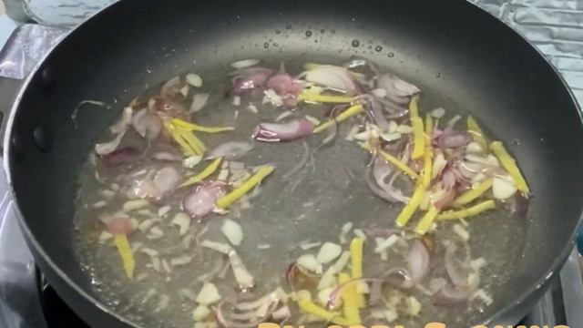 SWEET AND SOUR TILAPIA | HOW TO COOK SWEET AND SOUR FISH | EASY TO FOLLOW RECIPE | FISH RECIPE смотреть онлайн