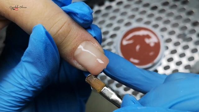 Треснул ноготь. Ремонт с помощью шелка и геля со стекловолокном. Маникюр с камуфляжем и блестками