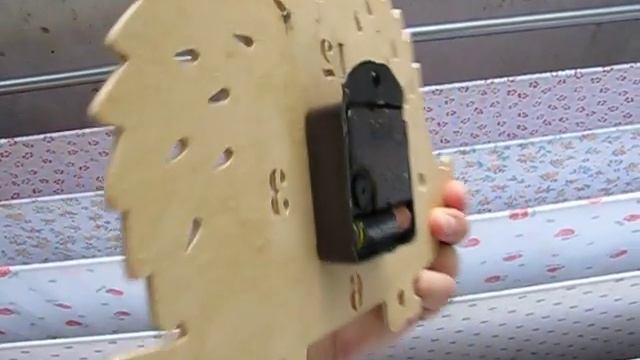 Самодельные часы из дерева, фанеры смотреть онлайн