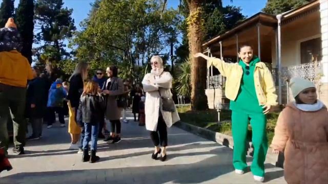 Песни и пляски, приуроченные к 130-летию Дендрария и 125 годам со дня рождения Худекова (10.12.2022 смотреть онлайн