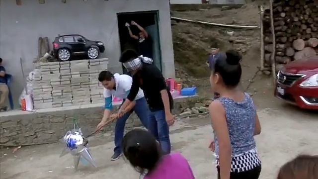 pepiyo rompe la piñata смотреть онлайн