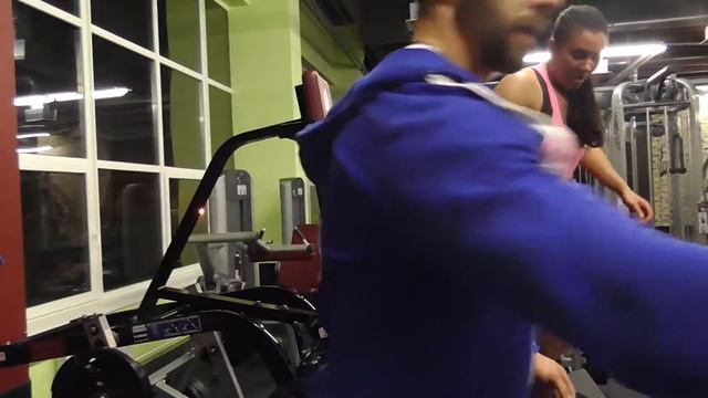 Женским попам, нужна строгость профессинального тренера смотреть онлайн