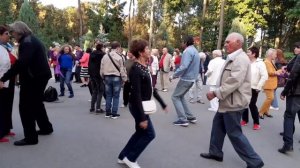 А МОРЕ, КАК МОРЕ! ТАНЦЫ В ПАРКЕ ГОРЬКОГО ХАРЬКОВ СЧАСТЛИВЫЕ ДНИ.mp4