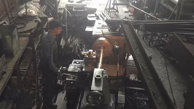 Работа на токарном станке ДИП 300 смотреть онлайн