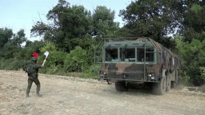 Минобороны показало работу боевых расчетов оперативно-тактических комплексов "Искандер"