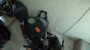 Меняю подшипники траверсы на своей Honda VTR