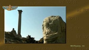 24  Помпеева колонна и храм бога Сераписа в египетской Александрии