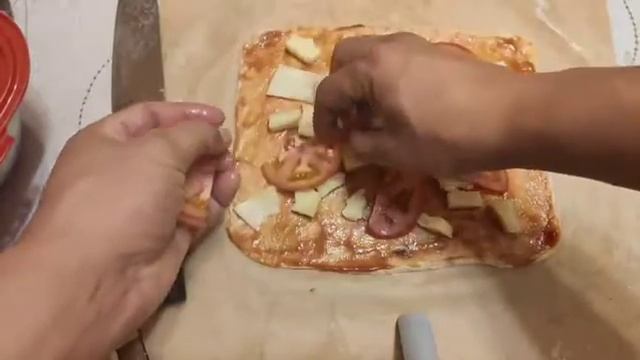 пицца с цельнозерновой мукой (груша с сыром) и ( курица с грибами) смотреть онлайн