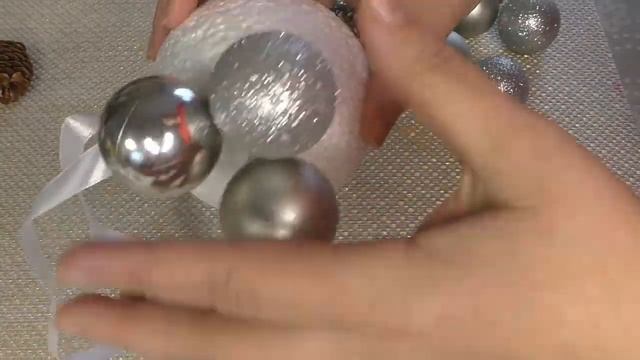 Подвеска новогодняя шар из ёлочных игрушек / украшение смотреть онлайн