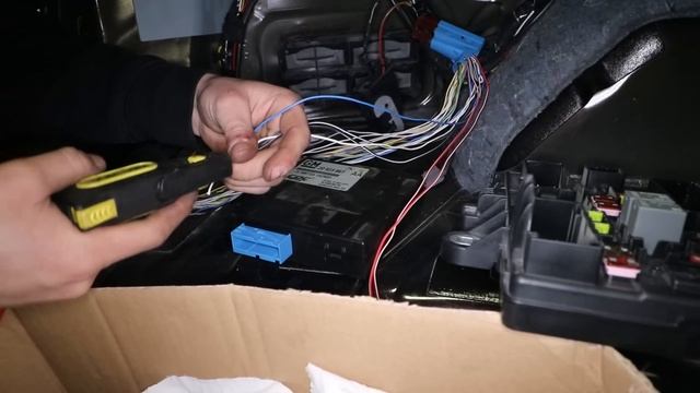 Saab Workshop in Sweden Restores Saab's смотреть онлайн