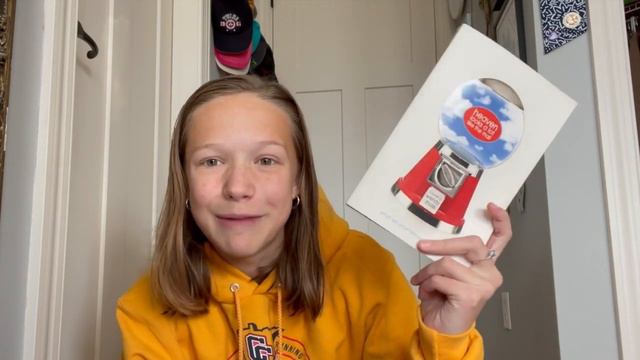 Goodwill + Book Haul! смотреть онлайн