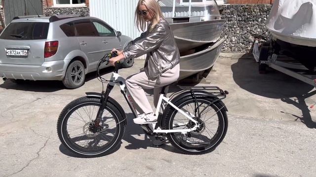 Электровелосипед Eco Drive V11 - отличный подарок для любимой жены, девушки, мамы или тещи! смотреть онлайн