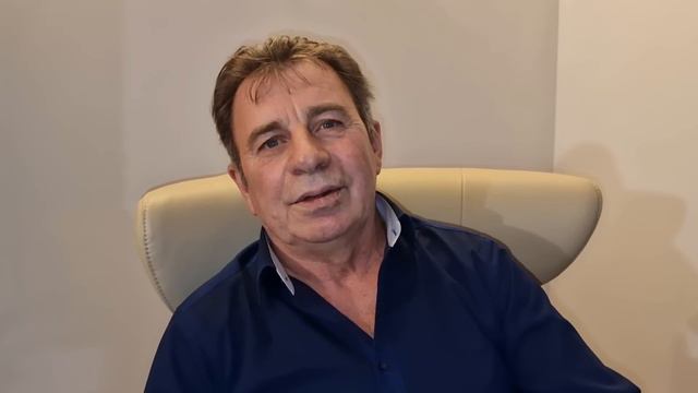 Немцы поют казахские песни в Германии! 🇰🇿🇩🇪 (3 часть)! смотреть онлайн