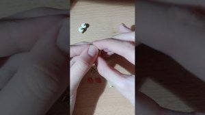 Как сделать малыша в жёлтом из подручного Лего