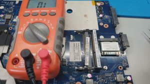 Паккард Бэлл не включайка